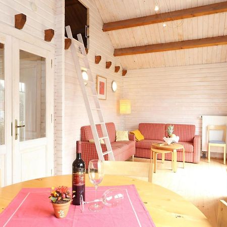 Apartments Lissendorf Екстериор снимка
