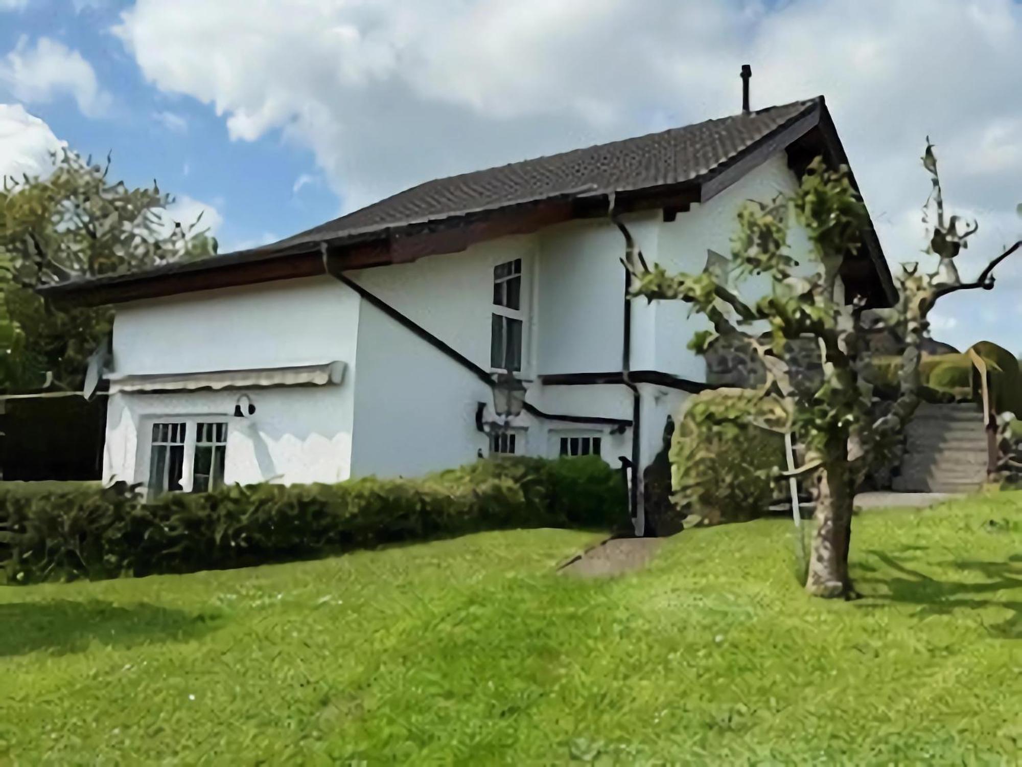 Apartments Lissendorf Екстериор снимка