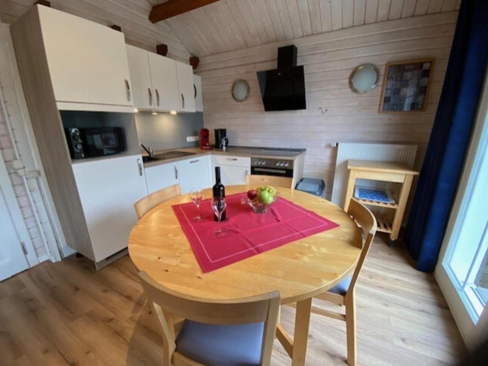 Apartments Lissendorf Екстериор снимка