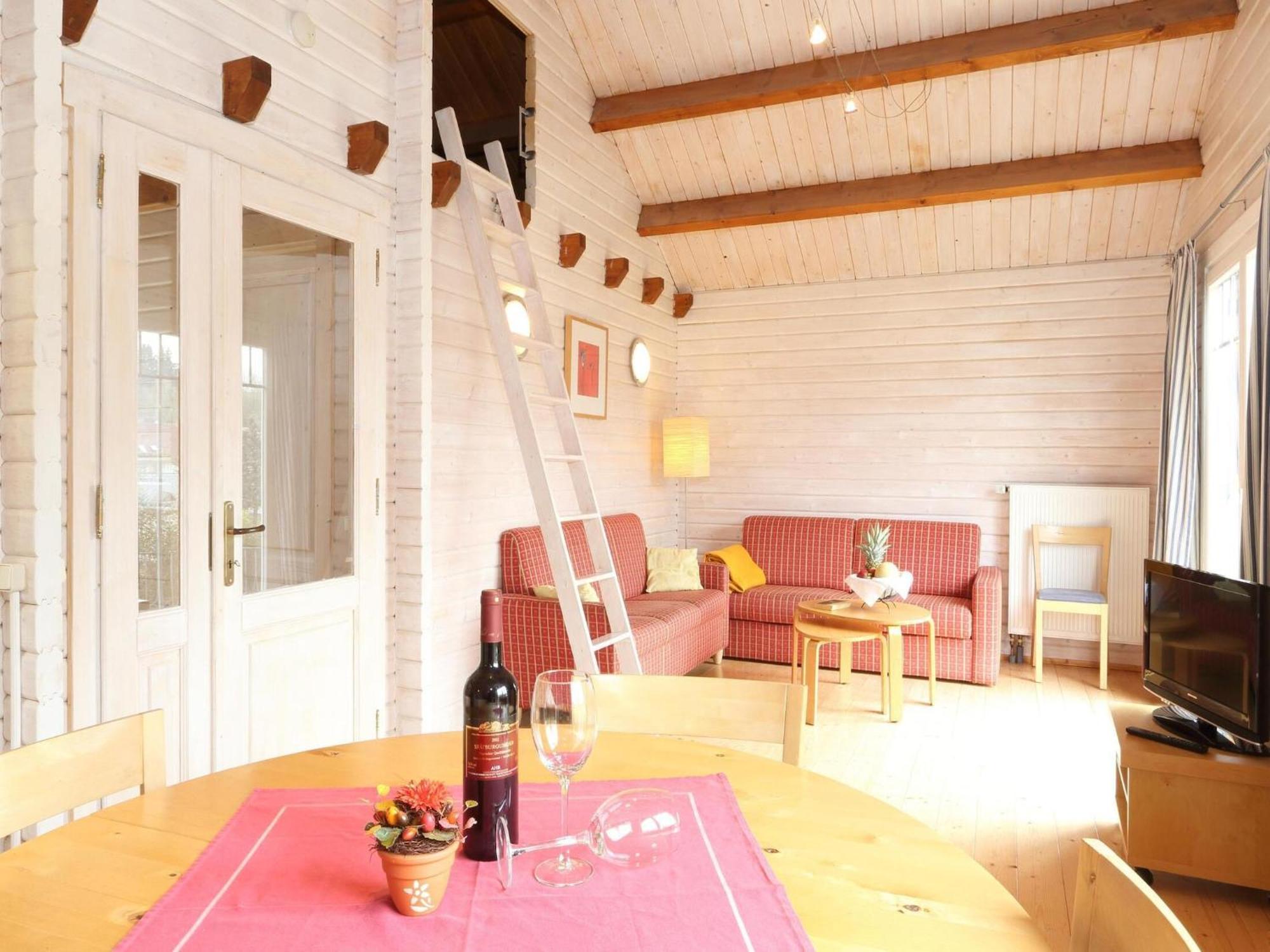 Apartments Lissendorf Екстериор снимка